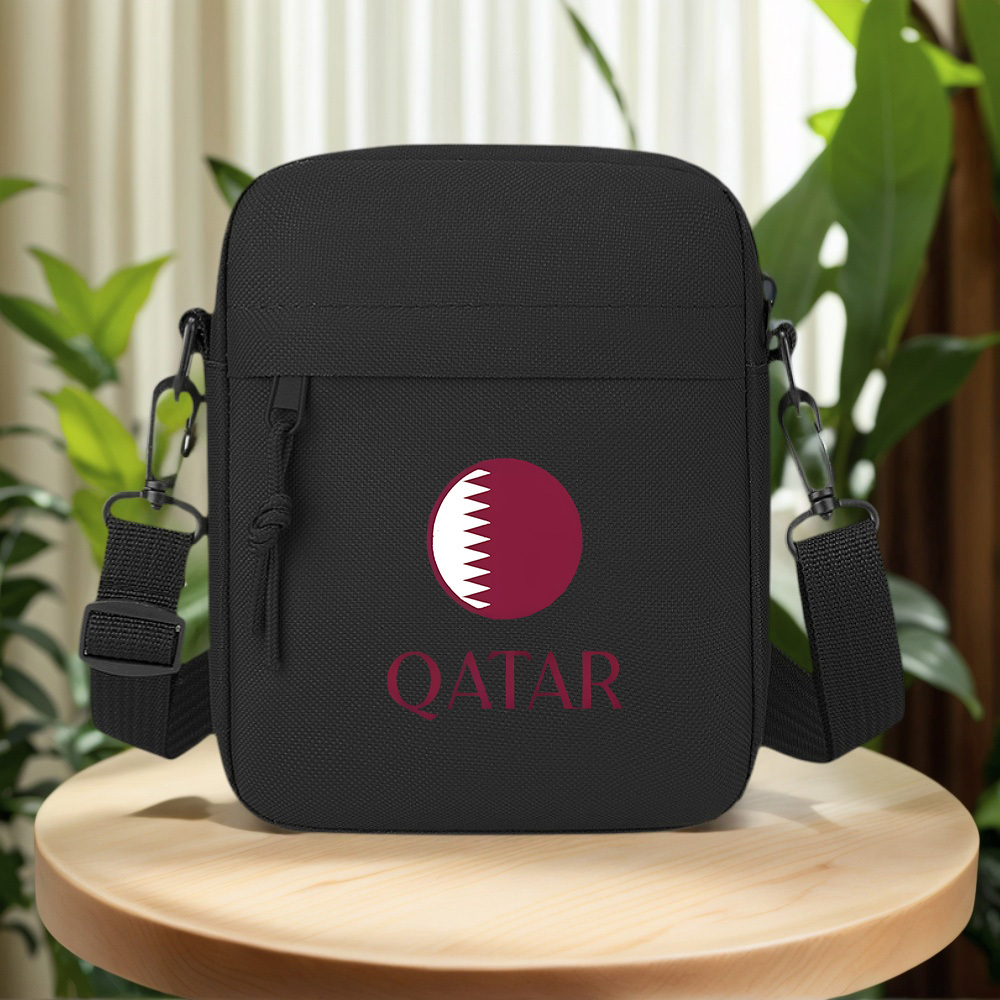 Circle shape with white teeth  - Women Bags In Qatar 评论和价格