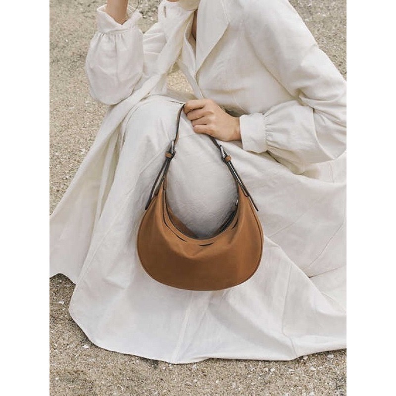 Women's Crescent Shape Handbag - Half Moon Crescent 评论和价格