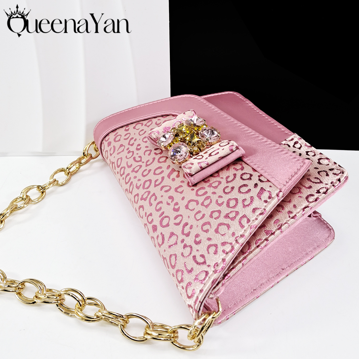 Queena Yan  2025 Shiny Italian - Women Bags And Shoes 评论和价格