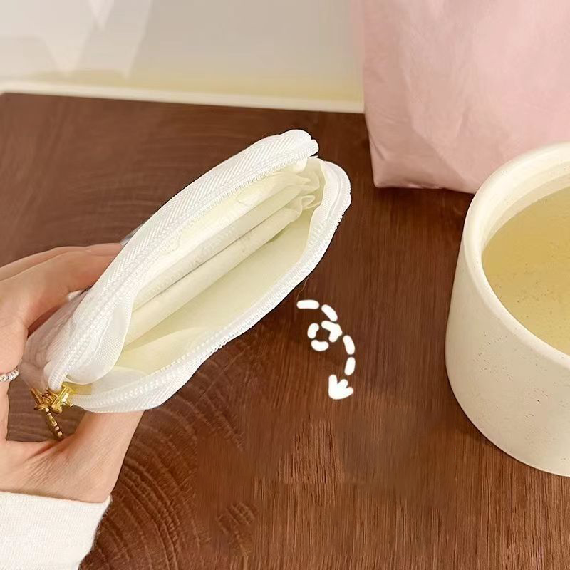 Cute Cartoon Mini Storage Pouc - Women Bags Clearance 评论和价格