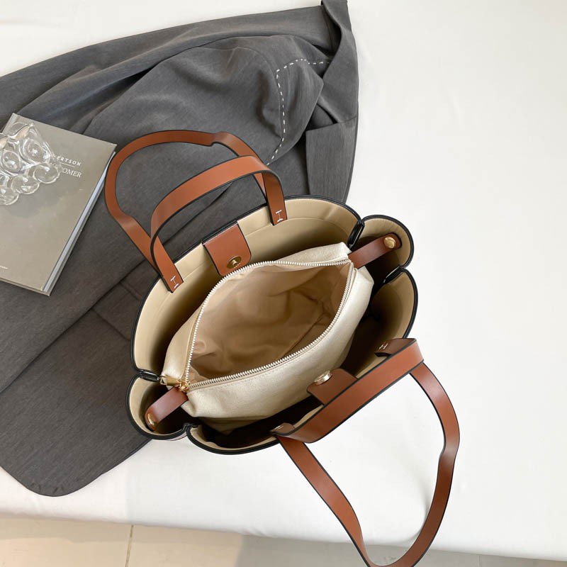 Sewing Thread PU Shoulder Bags - Women Bags In Sale 评论和价格